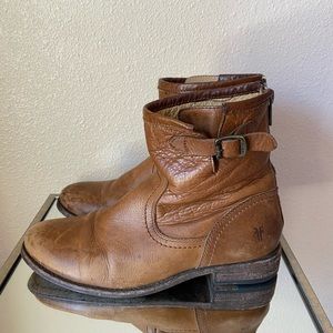 Frye Boots Size 6 1/2